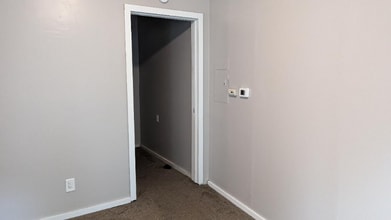 1221 Gratiot Ave in Saginaw, MI - Building Photo - Building Photo