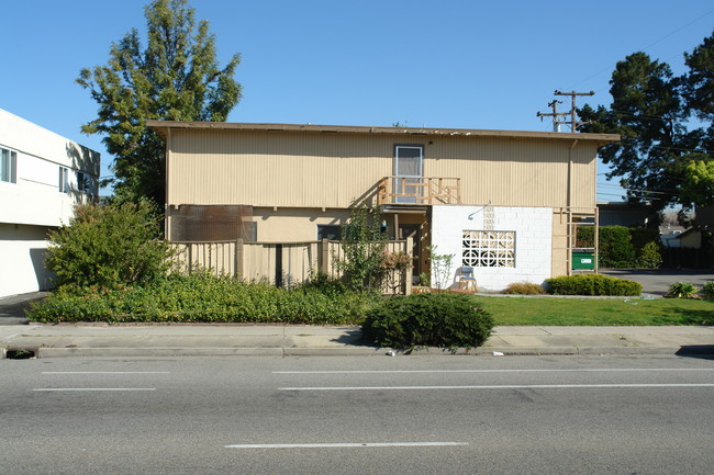 201 W Hamilton Ave in Campbell, CA - Building Photo - Building Photo