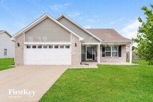 2702 Kilmurray Dr in Brownsburg, IN - Building Photo