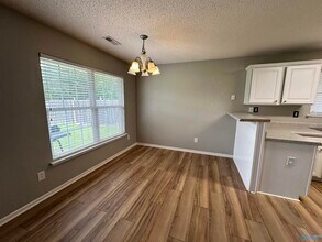 102 Sandpiper Ct in Huntsville, AL - Building Photo - Building Photo