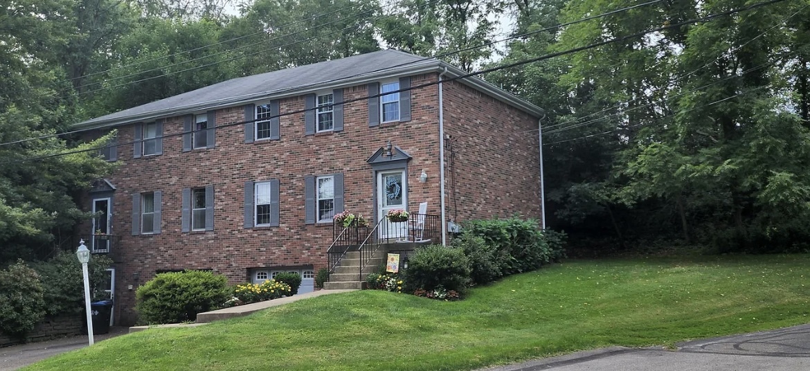 9177 Collington Sq in Allison Park, PA - Building Photo