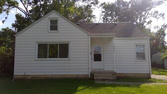 4435 Rosemary Ave. in Dayton, OH - Building Photo