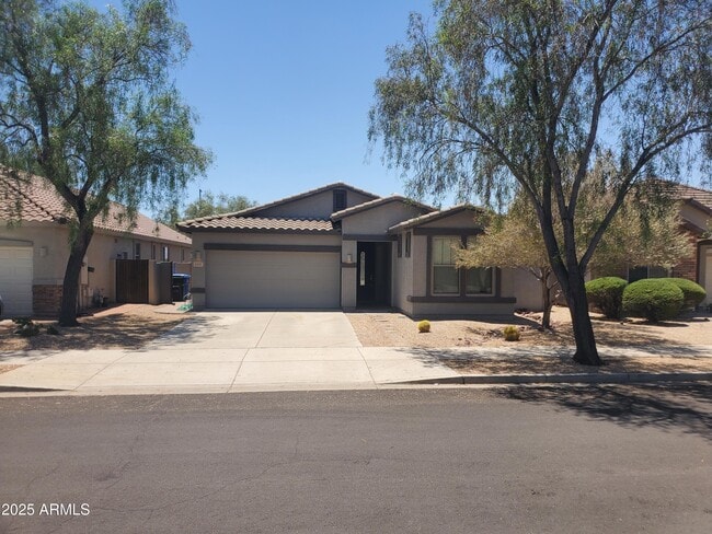 property at 2227 W Oyer Ln