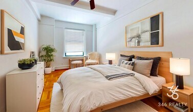 West 96th Street in New York, NY - Building Photo - Building Photo