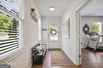 760 Winton Way in Atlanta, GA - Building Photo - Building Photo