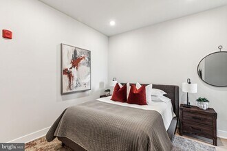 6910 Ridge Ave, Unit 218 in Philadelphia, PA - Building Photo - Building Photo
