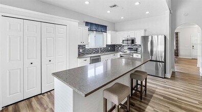 10443 Peppergrass Ct in Trinity, FL - Building Photo - Building Photo