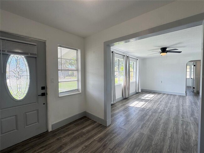 2653 Trinidad St in Sarasota, FL - Building Photo - Building Photo