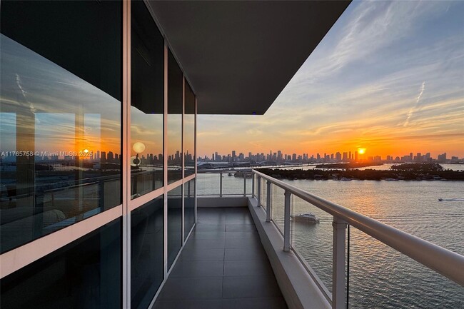 540 West Ave in Miami Beach, FL - Building Photo - Building Photo