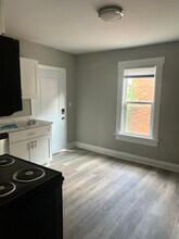 358 St Clair Ave in Columbus, OH - Foto de edificio - Building Photo