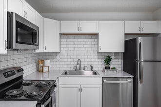 Harbour Lake Apartments in Goose Creek, SC - Foto de edificio - Interior Photo