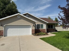 2689 S 800 W in Nibley, UT - Building Photo - Building Photo