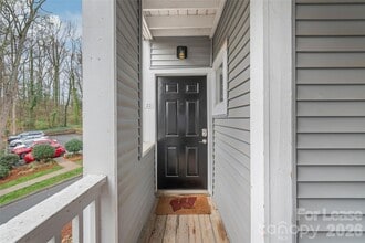 2510 Cranbrook Ln, Unit 22 in Charlotte, NC - Building Photo - Building Photo