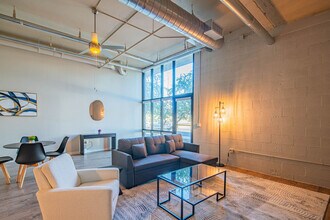 1275 E University Dr in Tempe, AZ - Building Photo - Building Photo