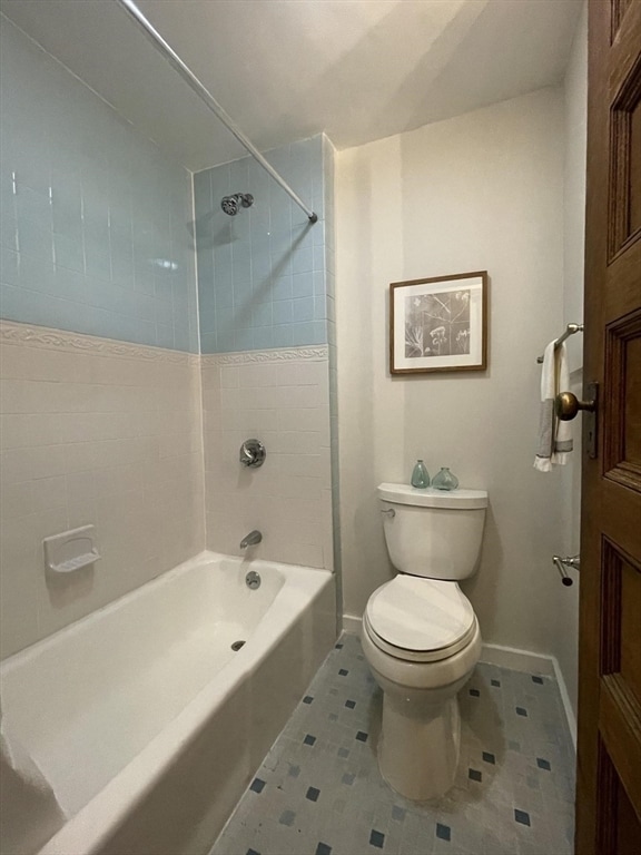 1154 Massachusetts Ave, Unit #6/7 in Cambridge, MA - Foto de edificio - Building Photo