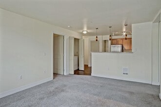 Forest Hills Estates in Shoreline, WA - Foto de edificio - Building Photo