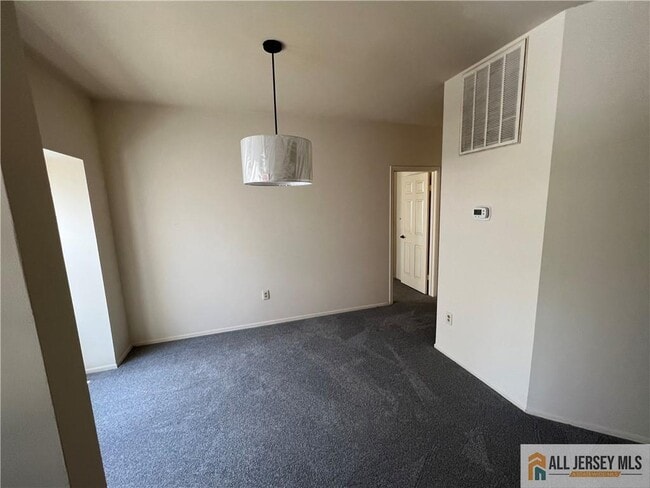 1 Melborn Dr in Monroe Township, NJ - Building Photo - Building Photo