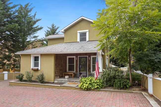 property at 2730 Oak Valley Dr