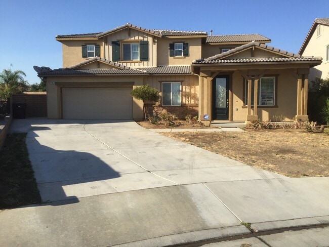 property at 27162 Golden Field Ct