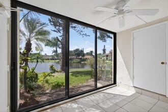 4992 Sable Pine Cir in West Palm Beach, FL - Building Photo - Building Photo