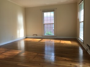 1939 Lebanon Dr NE, Unit Apt 1 in Atlanta, GA - Building Photo - Building Photo