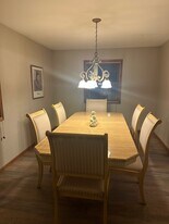 310 Jennifer Ln in East Stroudsburg, PA - Building Photo