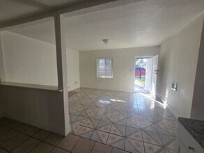 302 Sycamore Rd in San Diego, CA - Building Photo - Building Photo