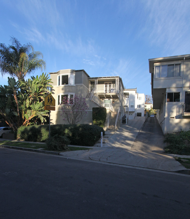 3747 Monon St in Los Angeles, CA - Building Photo