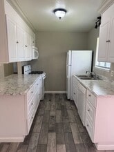 2556 Sabre Ct in Redding, CA - Building Photo - Building Photo