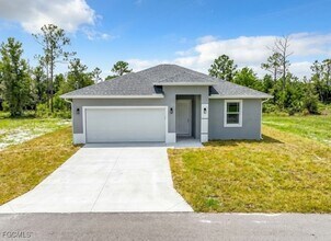 1125 Jabara Cir in La Belle, FL - Building Photo - Building Photo
