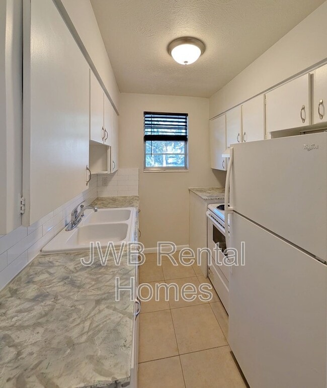 1120 Cedar St in Jacksonville, FL - Building Photo - Building Photo