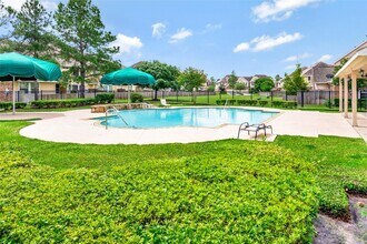 1648 Grable Cove Ln in Spring, TX - Foto de edificio - Building Photo