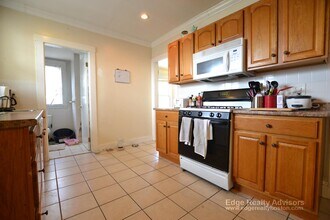 24 Claymoss Rd, Unit 1 in Boston, MA - Building Photo - Building Photo