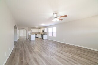 10529 W Foothill Dr in Peoria, AZ - Building Photo - Building Photo