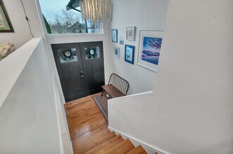 10216 12th Ave SW in Seattle, WA - Building Photo - Building Photo