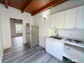 5833 Camerford Ave in Los Angeles, CA - Building Photo - Building Photo