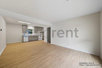 7064 Eunice Dr in Riverdale, GA - Building Photo - Building Photo