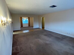 2003 SW 18th St in Boynton Beach, FL - Building Photo - Building Photo