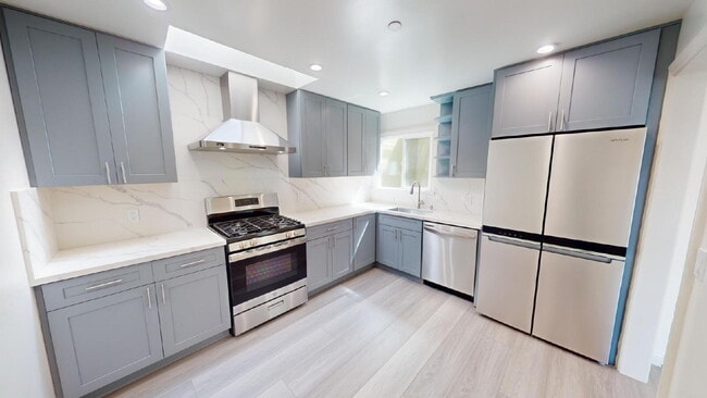 148 Frankfort St in Daly City, CA - Building Photo - Building Photo