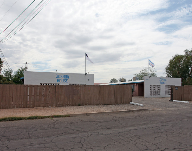 Joshua House in Tucson, AZ - Building Photo - Building Photo