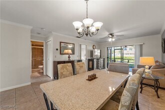 8287 Charter Club Cir in Ft. Myers, FL - Building Photo - Building Photo