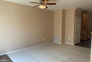 5169 Mallards Landing Dr in King George, VA - Building Photo - Building Photo