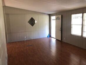 4060 Spiker Ln in Lake Wales, FL - Building Photo - Building Photo
