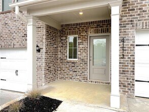 4113 Oakwood Ter Ct in Oakwood, GA - Building Photo - Building Photo
