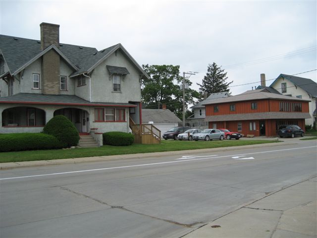 201 W Main St in Knoxville, IA - Building Photo