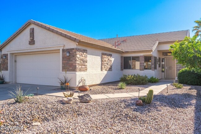 30624 N Royal Oak Way in San Tan Valley, AZ - Building Photo - Building Photo