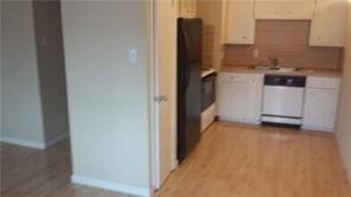 2404 Longview St in Austin, TX - Building Photo - Building Photo