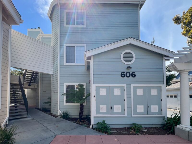 606 Arcadia Terrace in Sunnyvale, CA - Building Photo