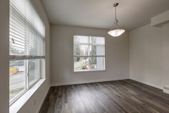 19403 7th Ave W C in Lynnwood, WA - Building Photo - Building Photo