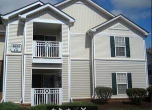 Canterbury Place in Reidsville, NC - Building Photo - Building Photo